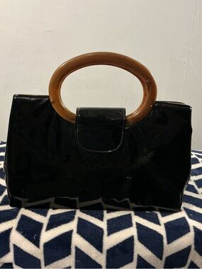 1960s vintage Black Patent Tote with Brown Resin Handles - Women's Bag